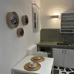 Angie's Páros