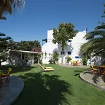 Angie's Páros