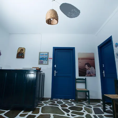 아파트 Angie's Páros