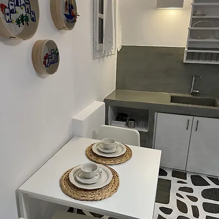 Angie's Apartment Parikia (Paros)