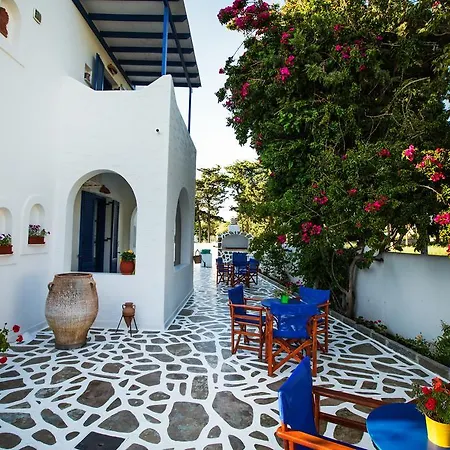 Angie's Parikia (Paros)